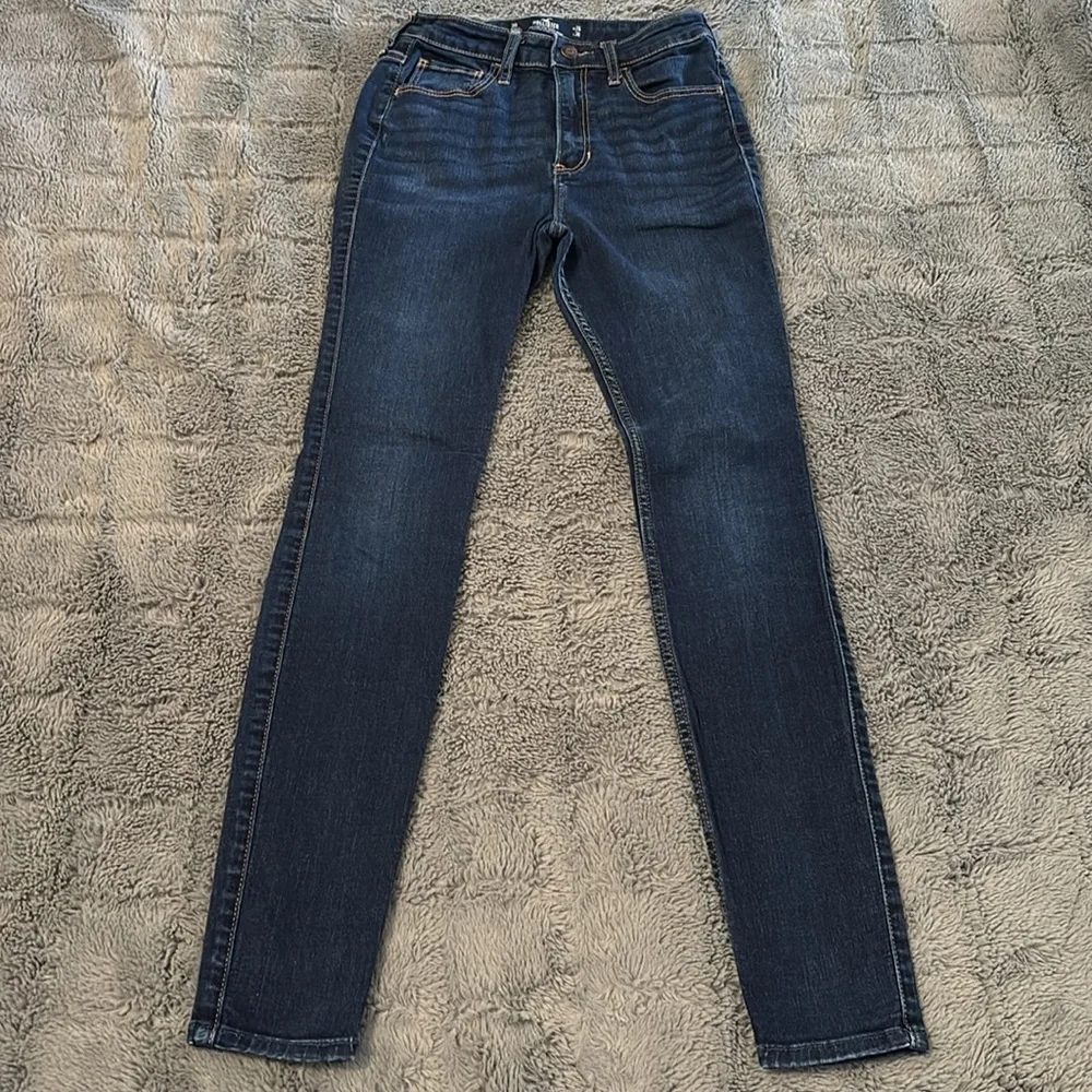 Hollister ultra high-rise super skinny jeans - Picture 2 of 6